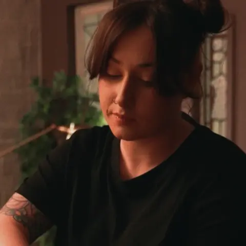 Rebecca, women’s wellness therapist